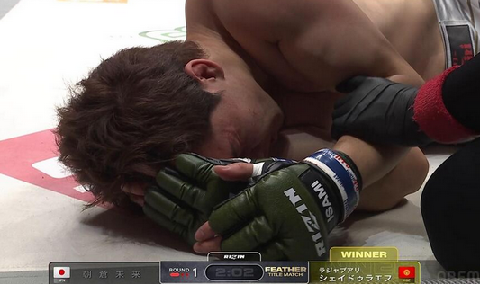 【RIZIN】朝倉未来、1R衝撃パウンドKO負けで王座戴冠ならず 試合後は担架で搬送