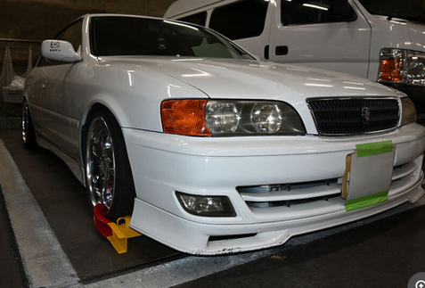 【クルマ】トヨタ「チェイサーツアラーV」不正改造の疑いで男逮捕　近隣住民から騒音苦情も