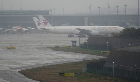 【国際】中国、日本便キャンセル無料10月まで延長