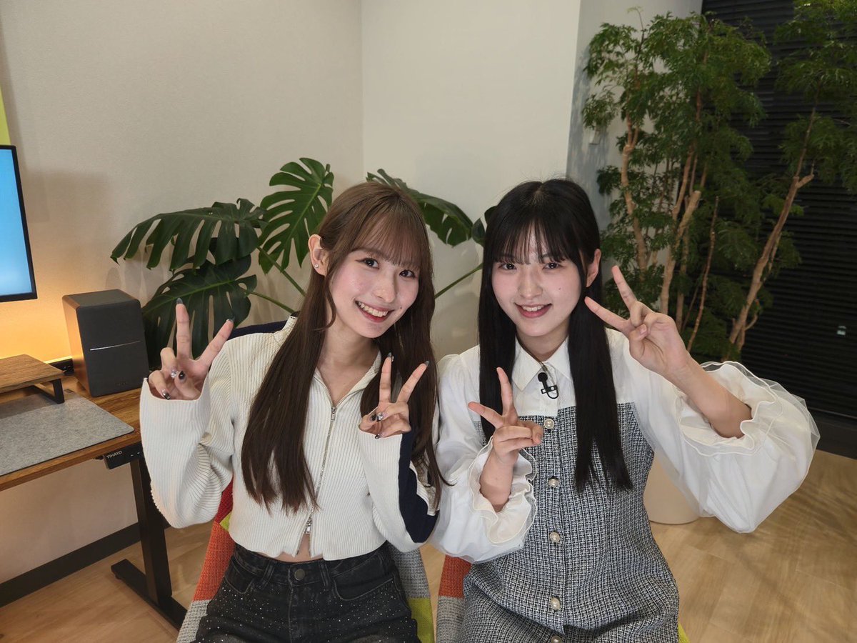 Q.「最近笑った出来事は？」→　石山咲良「ロージークロニクルの村越さんが厄年のことを“ふんどし”と間違えたこと」