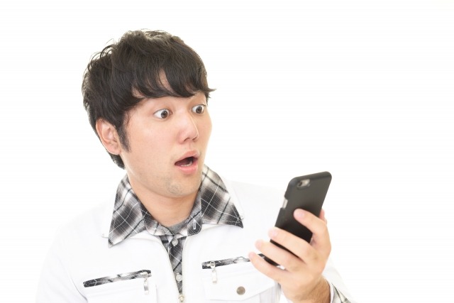 アメリカ「え？風の谷のナウシカのポスター描くの？まあいいけど……」ｶｷｶｷ…