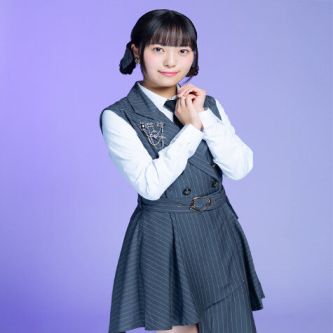 【ゼロ距離】小野田華凜の右手、メンバーの身体をなぞる