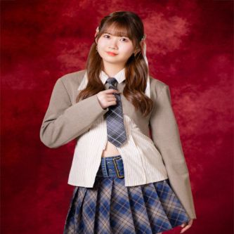 【悲報】岡村ほまれ「私のファンは積極性が足りない、質問コーナーでも挙手しない、私の興味が無いのか」