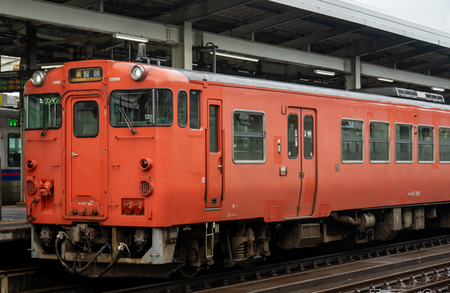 地方では「電車」と言わない？ あなたは「鉄道」なんて呼ぶ？