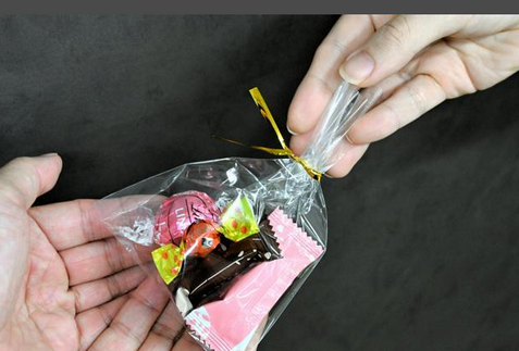 【2月14日】働く女性の85%「義理チョコ渡したくない」　価格高騰も一因