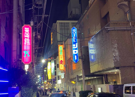 【社会】実の父に連れられて小学5年生の少女が歌舞伎町に　「売る側」で低年齢化が加速