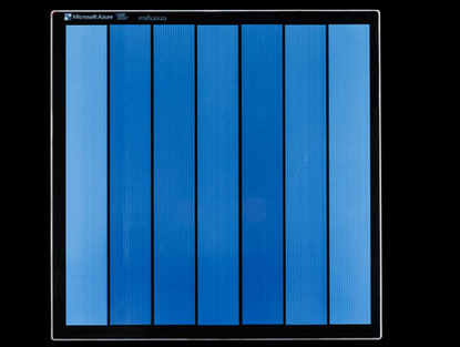 【記録媒体】Microsoft、安価なガラスでも1万年データを保存できる技術