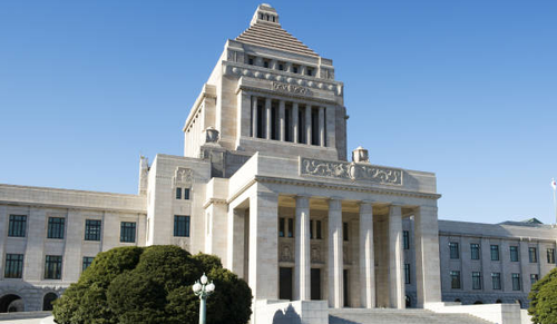 【開票速報】自民単独300議席へ　与党3分の2確保