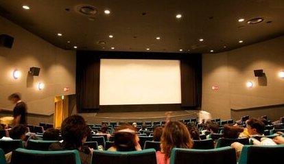 【日本映画市場】ハリウッド大作が「朝1回上映」に追いやられるシネコンの異常事態、史上最高興収に沸く日本映画界で起きている《カオス化》の深層