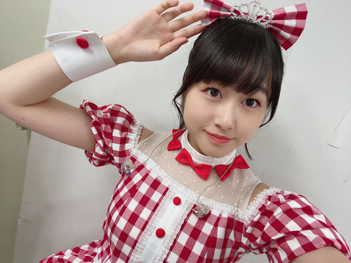 【朗報】23歳の爆o人気声優、水着写真集を発売ｗｗｗｗ