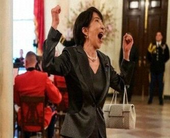 アフリカ人「日本では高市の振る舞いを“外交”と呼ぶんだね。私達からすると“服従”だけど」