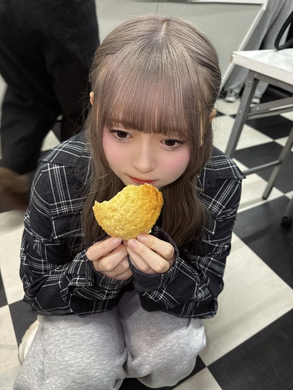 【石橋颯】メロンパンたべるいぶきbyまいちゃんプロデュース