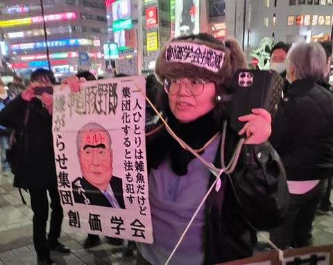 【画像】強すぎるママ…発見される