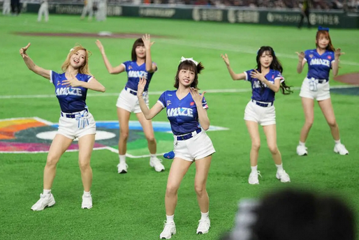 【WBC】美人台湾チアたちが早朝移動で圧巻パフォ！ネット歓喜 「レベル高い美女」 「倍倍fight踊ってる可愛すぎる」 「出塁するたびに台湾チアを映してくれ！」 「魅力的」