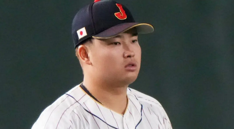 【WBC】村上宗隆、天皇皇后両陛下退場時の“ガム噛み＆腕組み”に批判の声　「誰か教えてあげて」「これはダメ」