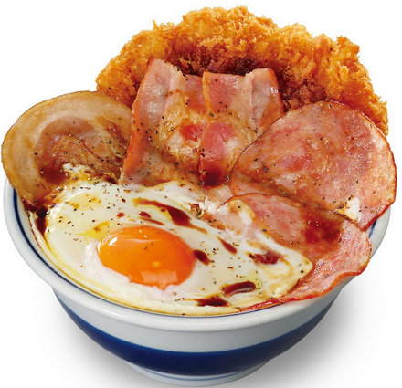 【かつや】“肉だらけ”メニュー登場！ロースカツ×チャーシュー×ベーコン×ソーセージ×目玉焼き「ウルトラエッグカツ丼」