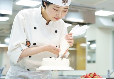 【中学生】将来なりたいものランキング、1位は? – 2位「公務員」、3位「学校の教員」