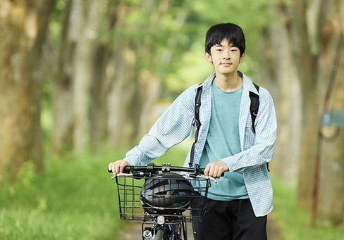 【皇室】悠仁さま「秘密のキャンパスライフ」まさかの食生活が判明！「2週間に1度は松屋の牛めし」「町中華にSPと訪問」「しょっちゅうカレーを食べている」「マジックテープのベリベリ財布、現金でお支払い」