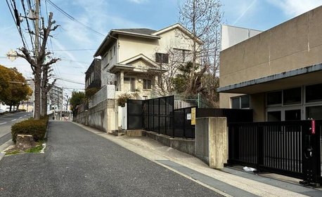 【兵庫】小学校前の歩道で自転車と12歳小学生が衝突　自転車は逃走し小学生は前歯が2本折れ重傷　神戸市灘区