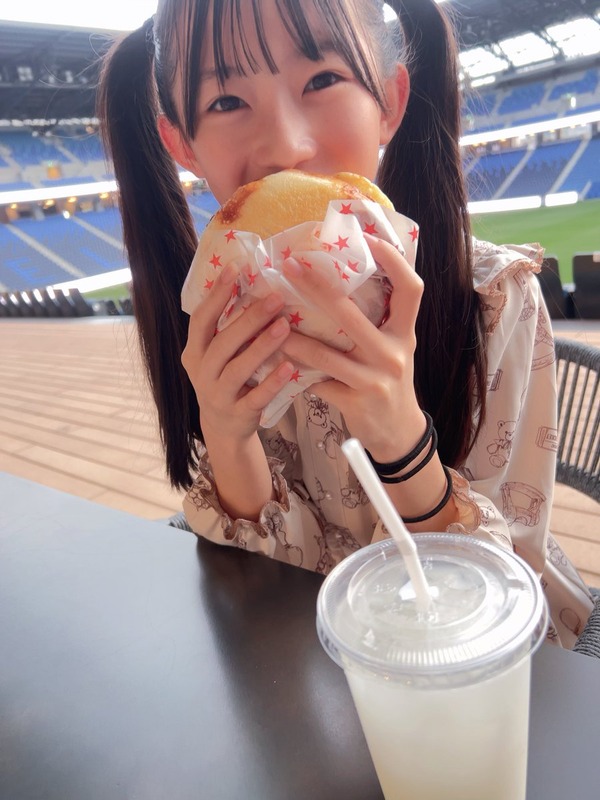 【猪島莉玲亜】今日はおでん食べたんだけどもうちょっとで冬が過ぎるから今のうちにおなべとかもたべよっと