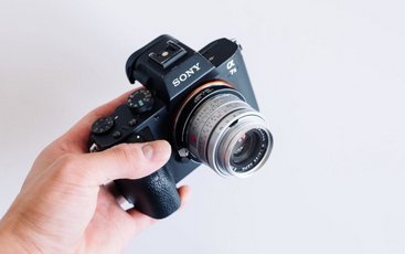 【悲報】Appleに続きライカまでソニーセンサーから脱却する模様w