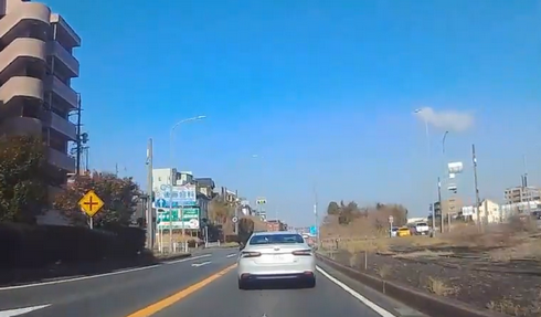 【動画あり】日本の警察、終わる。「信号無視すると思ったから違反切符切るために加速して追突しちゃいました」