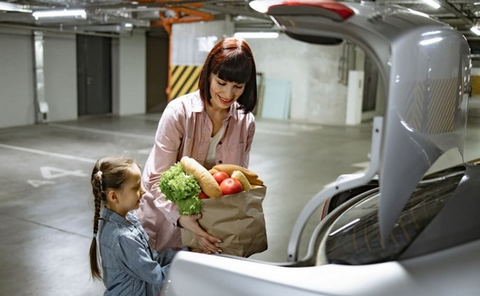 【相談】スーパーに車を停めて近くの店に行ったら無断駐車で罰金3万円を請求されました。支払う必要はありますか？スーパーで買い物をすれば大丈夫でしょうか。
