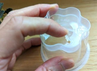 【経済】ナフサ危機、食品企業4割すでに打撃　容器不足でプリン販売休止