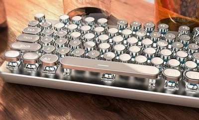 キーボードは高ければ高いほど(・∀・)ｲｲ!!と思ってたけど、そんなに(・∀・)ｲｲ!!か？っつったら違う